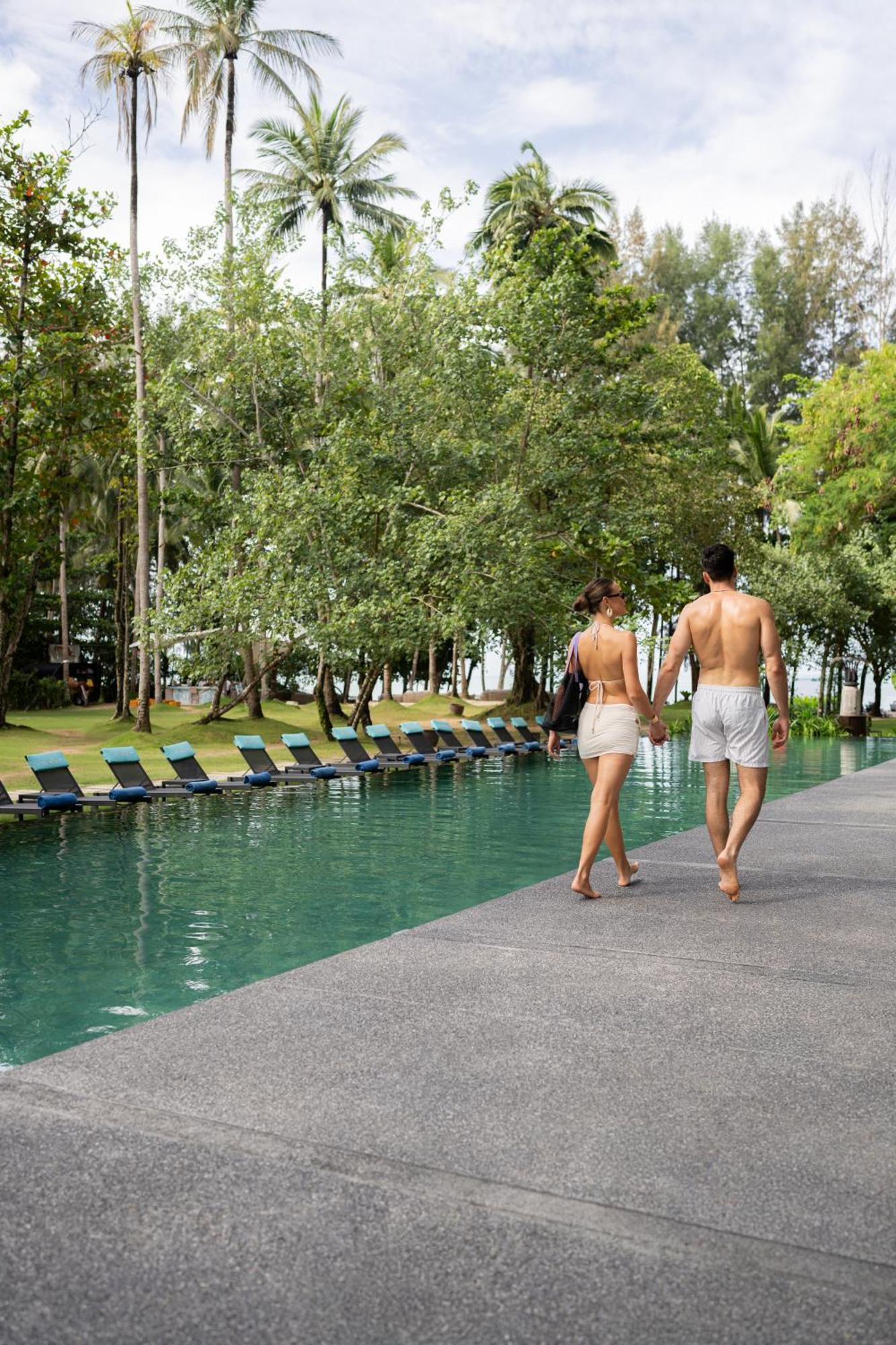 Avani Plus Khao Lak Resort Exterior foto